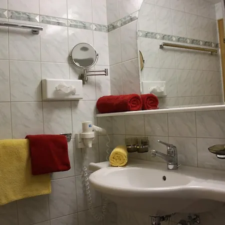 卡蒙娜酒店加瓦尔瑟尔豪夫公寓 3* 萨姆瑙恩