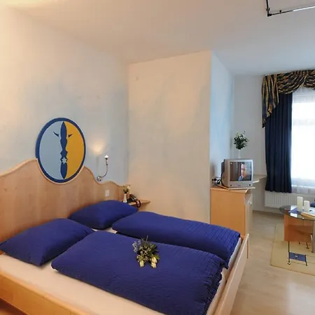 Camona & Walserhof Hotel 3*