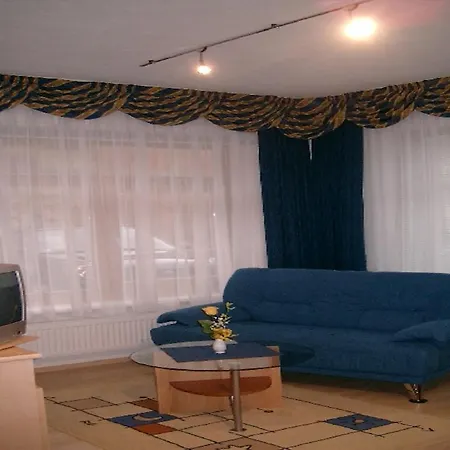 酒店 卡蒙娜酒店加瓦尔瑟尔豪夫公寓 3*