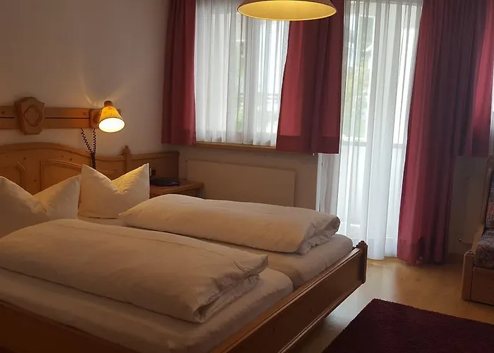 Ξενοδοχείο Camona & Walserhof 3*