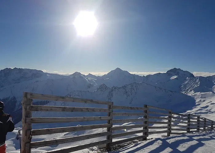 Camona & Walserhof Hotel 3*