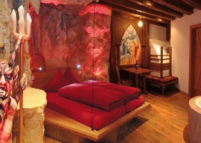 Hotel Camona & Apart Walserhof 3*