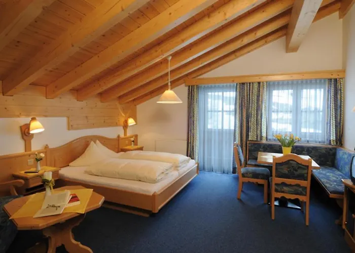 Hotel Camona & Apart Walserhof