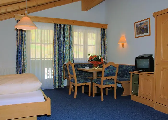 Camona & Apart Walserhof Hotel 3*