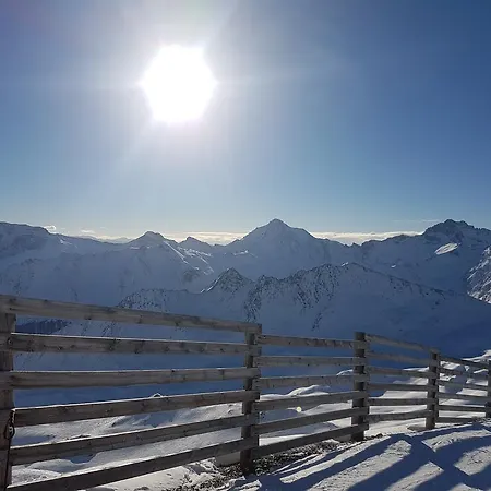 Camona & Walserhof Szálloda 3*